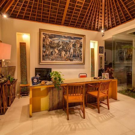 Villa Bali Asri Batubelig Семіньяк Екстер'єр фото