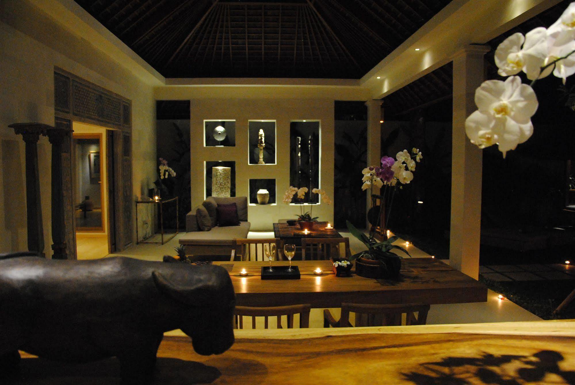 Villa Bali Asri Batubelig Семіньяк Екстер'єр фото