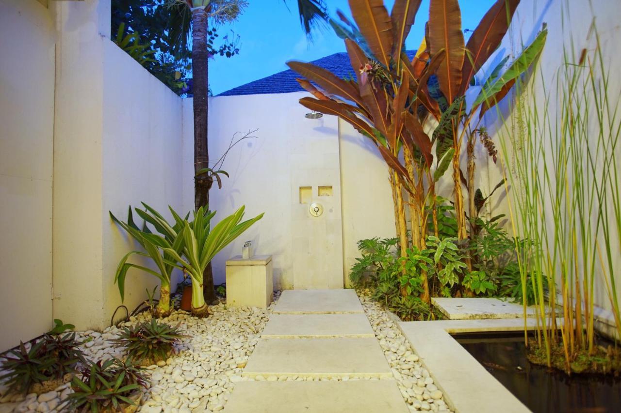 Villa Bali Asri Batubelig Семіньяк Екстер'єр фото