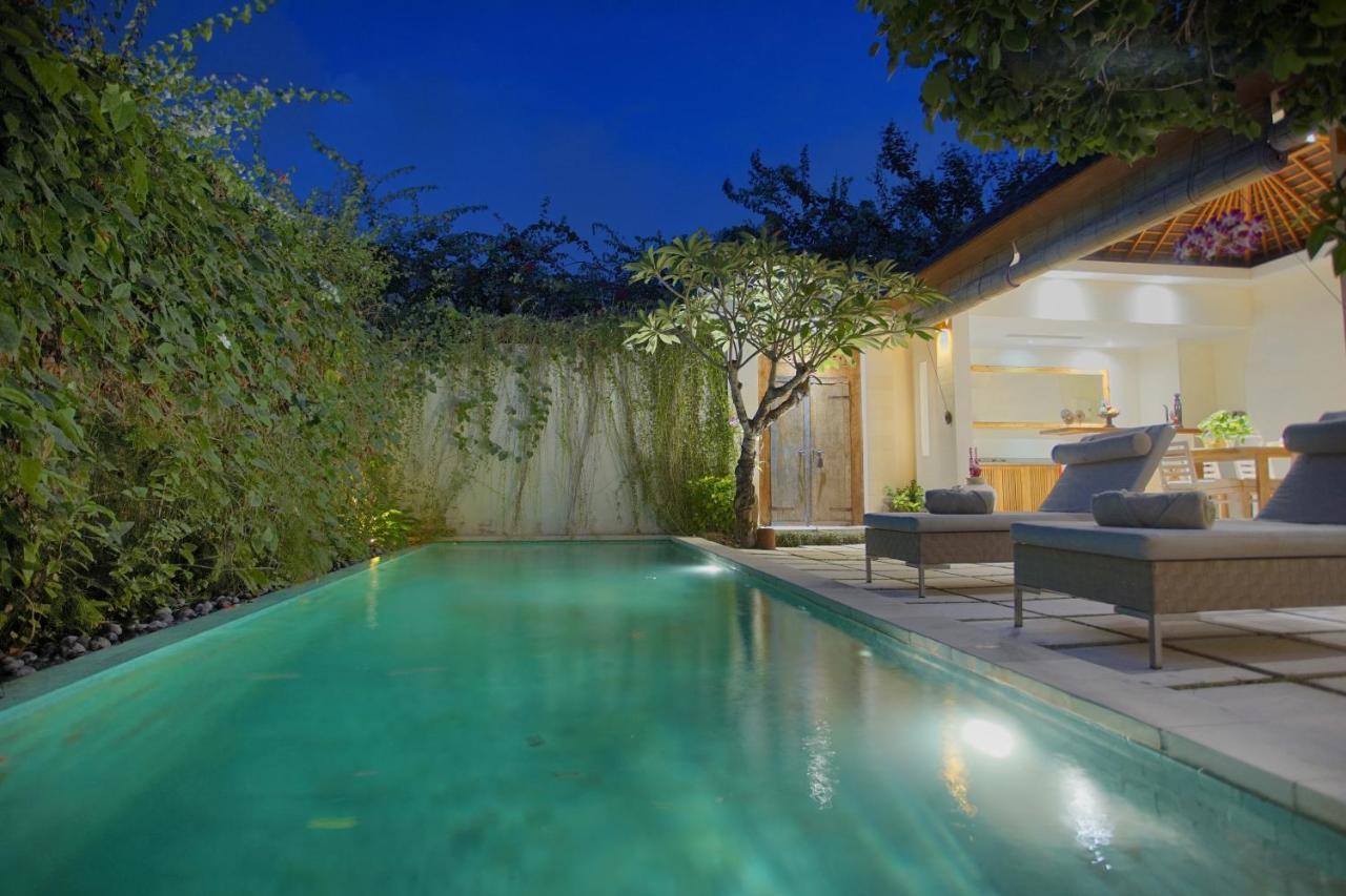 Villa Bali Asri Batubelig Семіньяк Екстер'єр фото