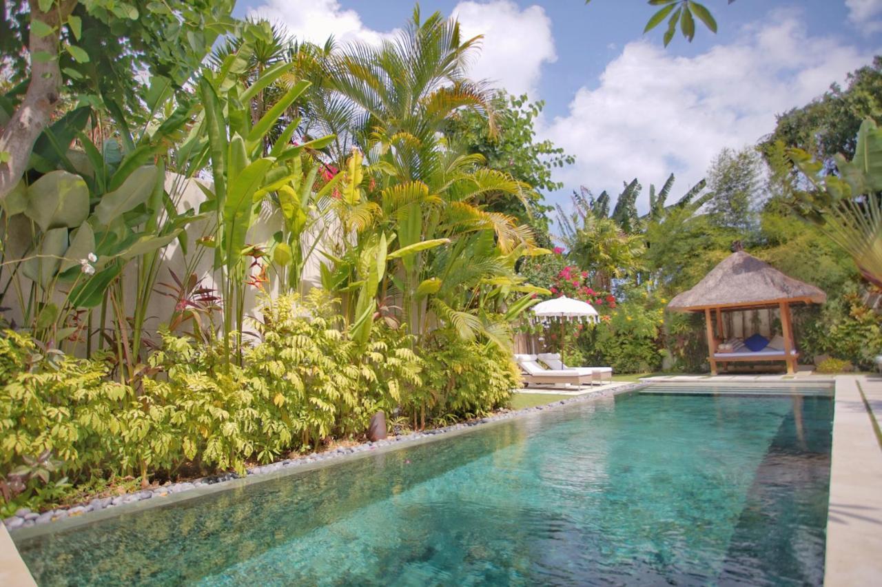Villa Bali Asri Batubelig Семіньяк Екстер'єр фото