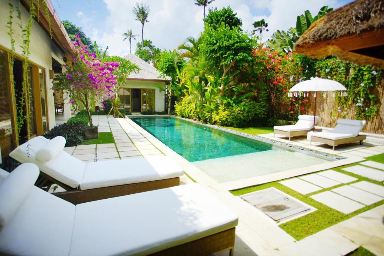 Villa Bali Asri Batubelig Семіньяк Екстер'єр фото