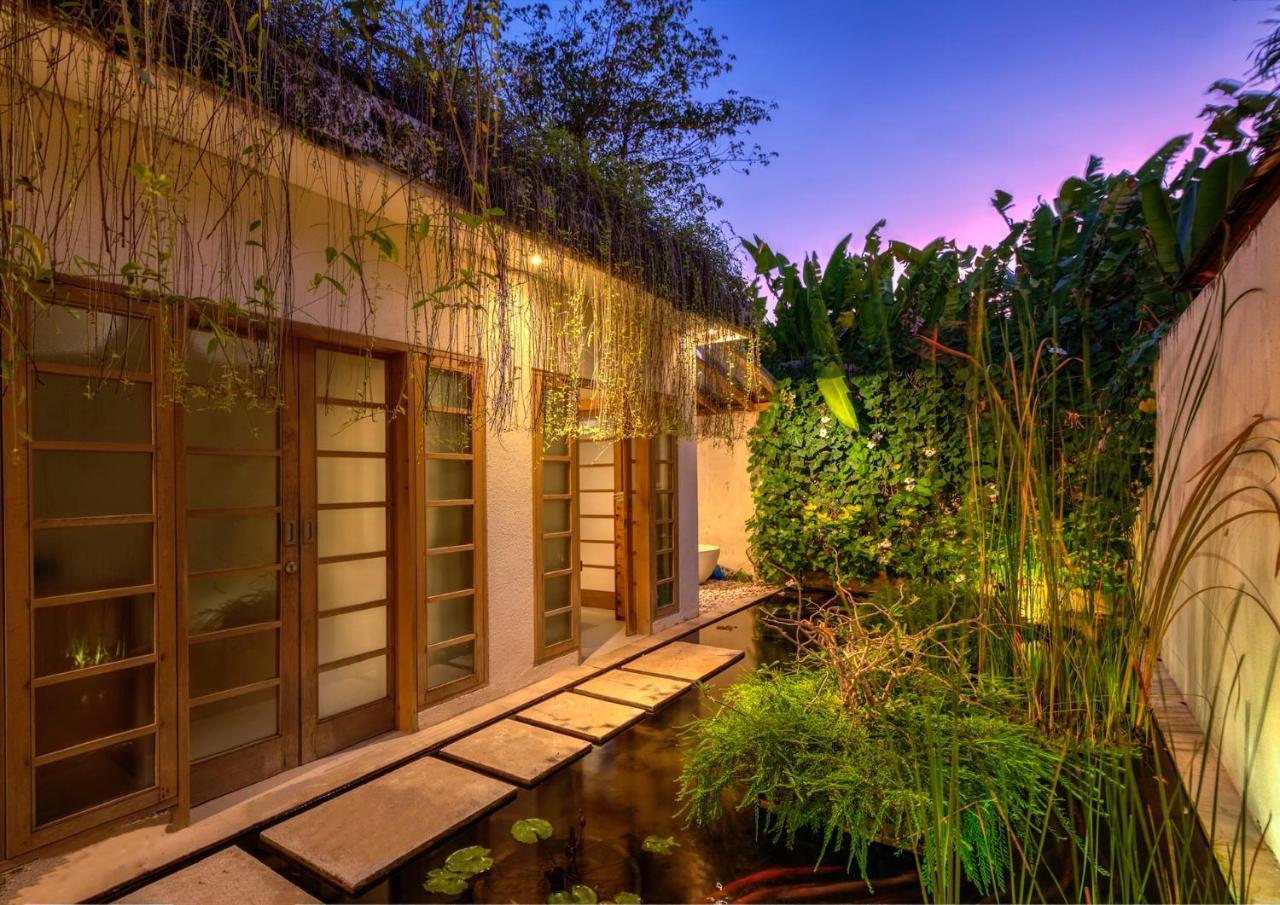 Villa Bali Asri Batubelig Семіньяк Екстер'єр фото